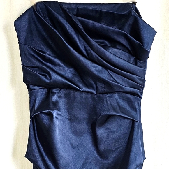 🇨🇦 Le Chateau Strapless Turquoise Satin Dress - Picture 14 of 16